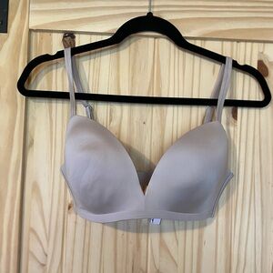 Victoria's Secret Light Tan Bra